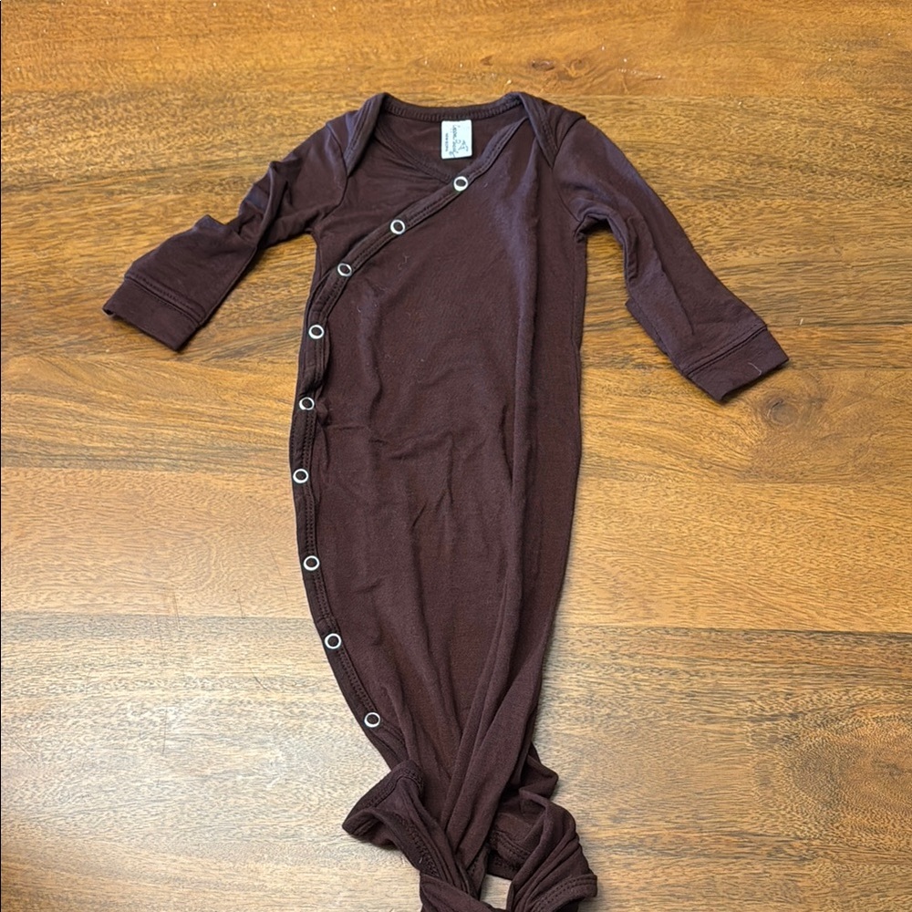 NWOT Copper Pearl Baby Knotted Gown
